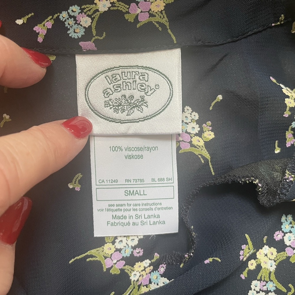 Laura Ashley Shirt Women S Black Floral Long Sleeve Whimsigoth Button Up Blouse - Picture 5 of 13